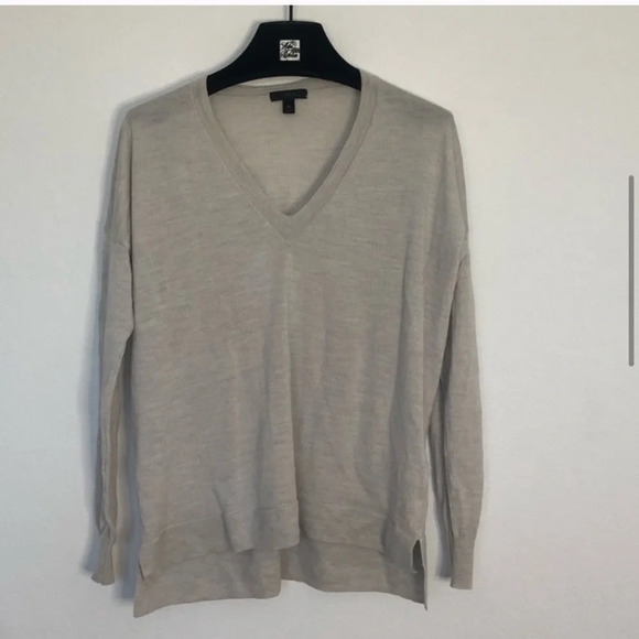 J. Crew Merino Wool Sweater Xsmall - Picture 3 of 7